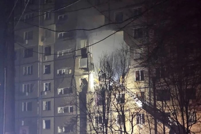 Пожежі і поранені: наслідки удару по Дніпру від влади