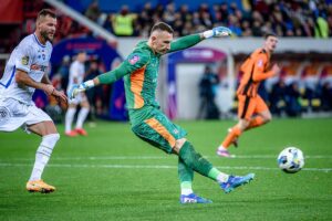 Новини спорту - Різник оновив особисте досягнення після чергового "сухого" матчу