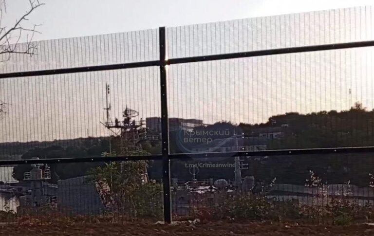 Росіяни в Криму розграбували корабель Костянтин Ольшанський – соцмережі