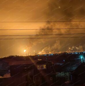 Новини світу - У Липецьку і Кстово серія вибухів, палає НПЗ - ЗМІ