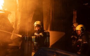 Новини України - У Вишгороді БПЛА влучив у багатоповерхівку