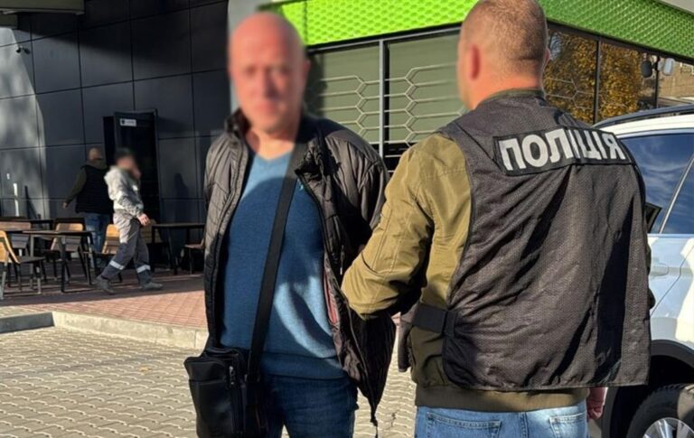 В Одесі затримали чоловіка, який пропонував ухилянту працевлаштувати до СБУ