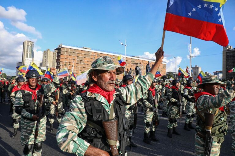 Венесуела оголосила масову мобілізацію