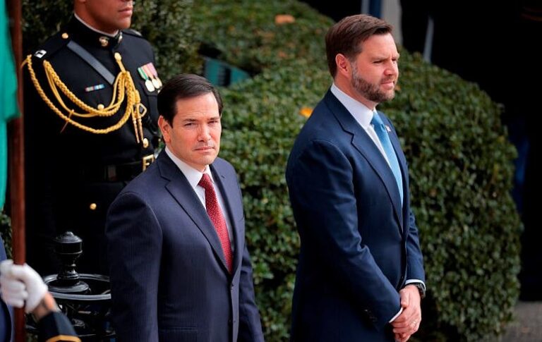 Венс і Рубіо накинулися на ЗМІ через “розкол в команді Трампа” та Україну