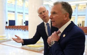 Новини України - Віткоффгейт: ким замінять зрадливого друга Трампа після провалу