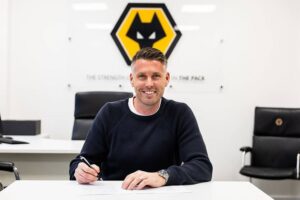 Новини спорту - Вулвергемптон і Роб Едвардс офіційно заручені