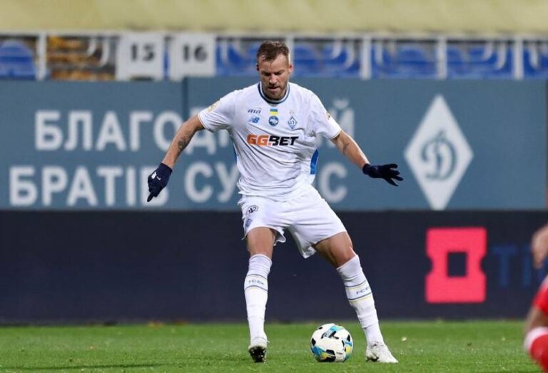 Ярмоленко травмувався в матчі Динамо з ЛНЗ