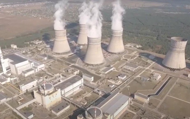 АЕС знизили потужність через масований обстріл РФ