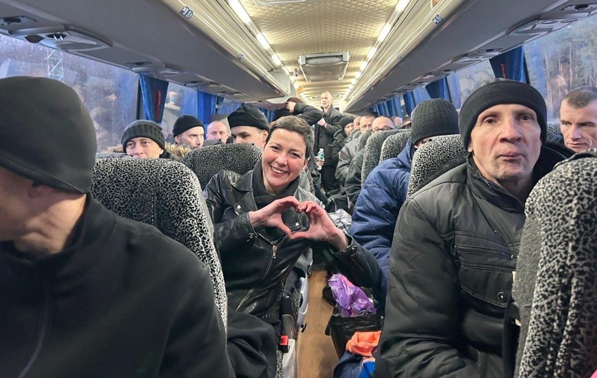 Білорусь передала Україні 114 цивільних громадян