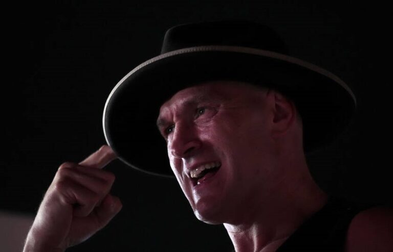 Ф&rsquo;юрі розніс на друзки Джошуа, який збирається “покінчити” з Полом