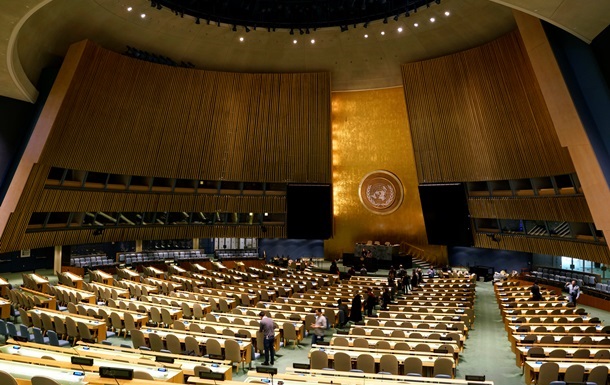 Генасамблея ООН перенесла резолюцію про порушення прав людини на ТОТ