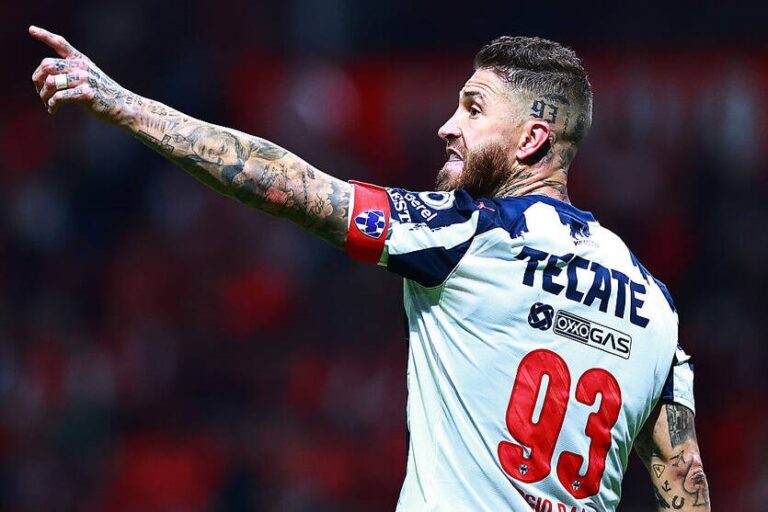 Клуб із Франції розпочав переговори з легендою Реалу