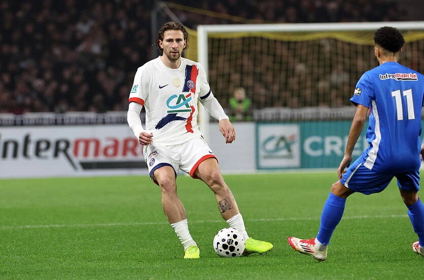 Один із найкращих на полі: оцінка Забарного у грі ПСЖ у Кубку