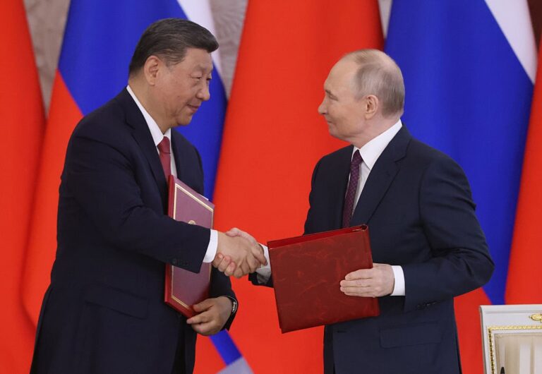 Путін запровадив безвіз для громадян Китаю