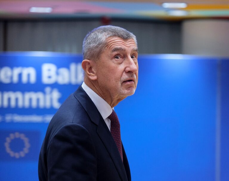 Радбез Чехії обговорить подальшу долю “снарядної ініціативи” для України