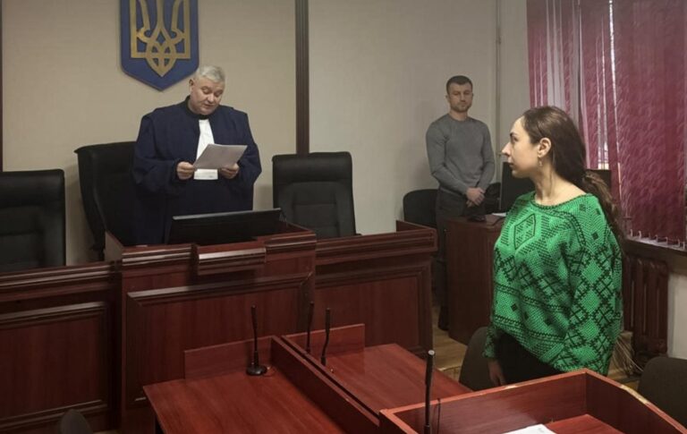 Суд виніс вироки підліткам, які зґвалтували та пограбували жінку в Мукачеві