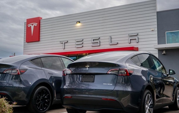 Tesla опинилася на найгіршою за довгостроковою надійністю – дослідження