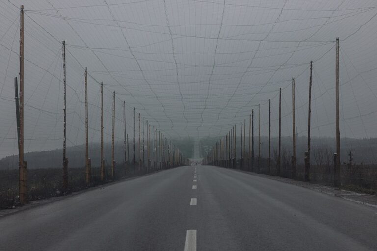 У зоні бойових дій на Донеччині залишаються понад 34 тис. цивільних