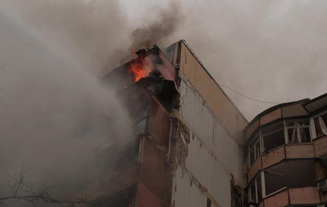 Удари по Києву: десятки поранених і загиблий