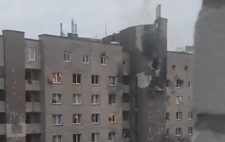 Удари по Києву: пошкоджено гуртожиток НАУ