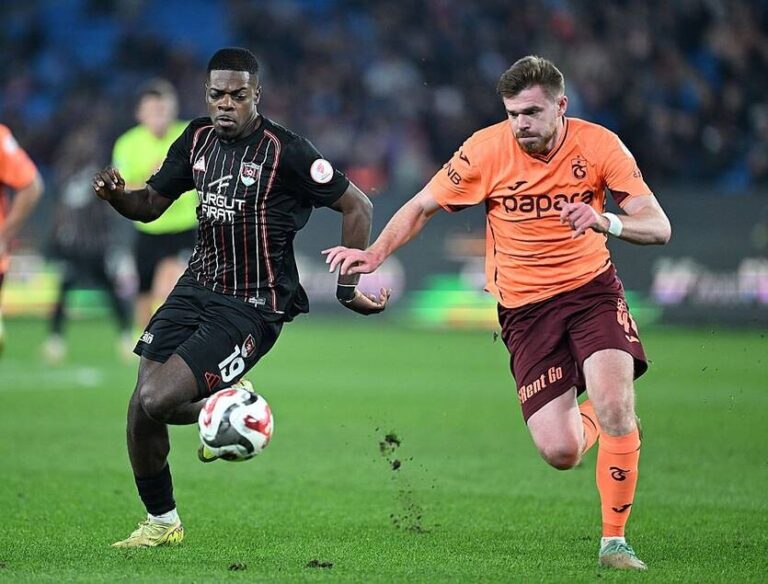 Українець став найкращим захисником чемпіонату Туреччини в листопаді