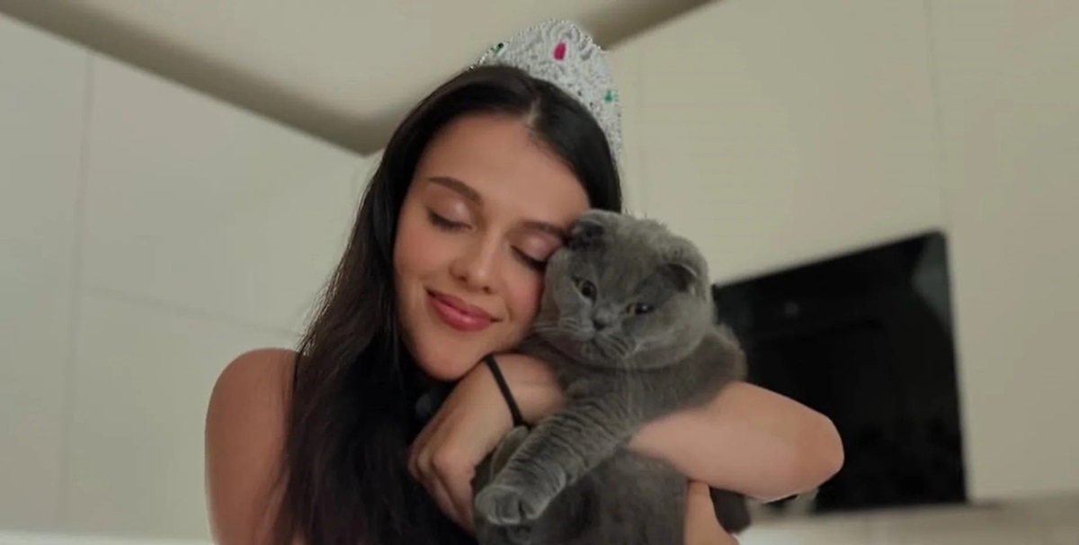 Українка розповіла, як заробляє її кіт