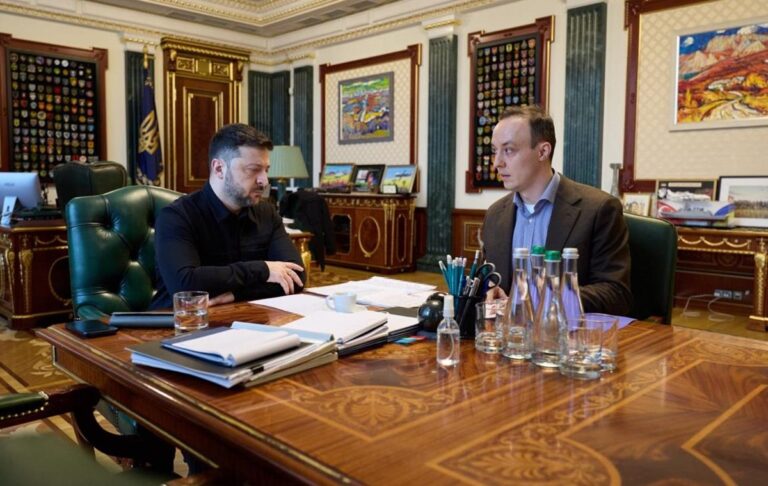 Зеленський анонсував нові санкції проти РФ і тих, хто їй допомагає