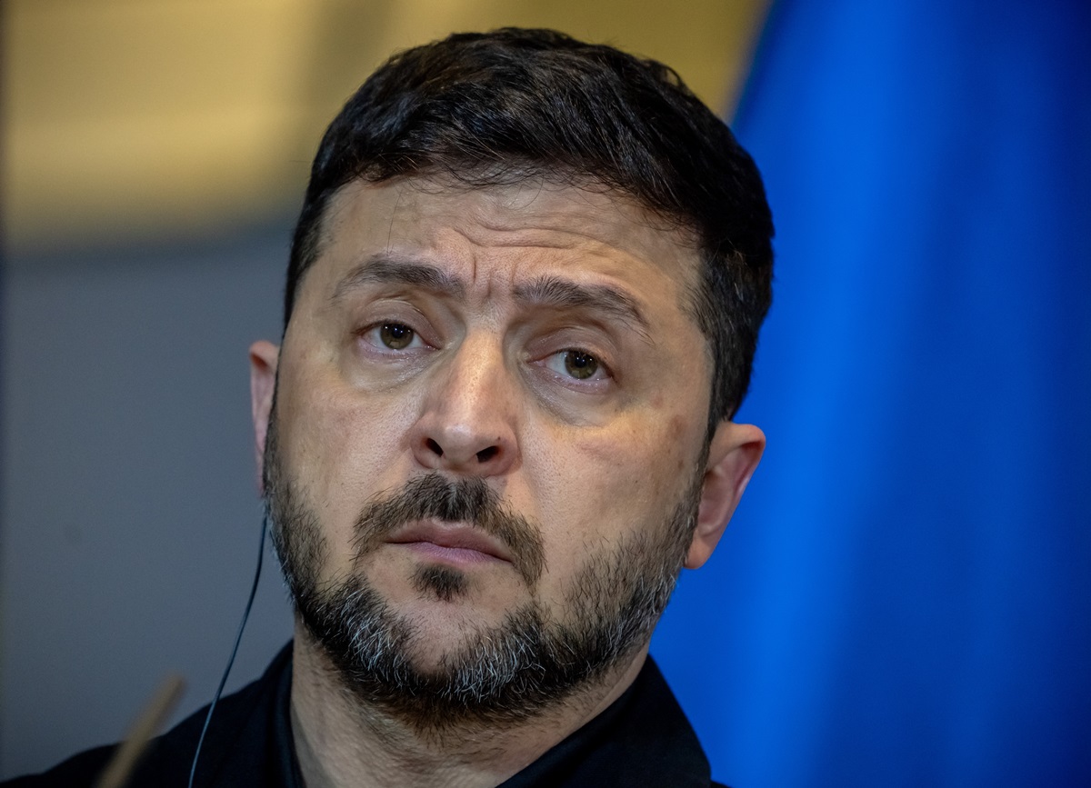 Зеленський відповів, чи плануються референдум і вибори