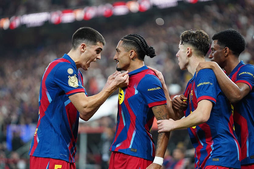 Барселона стає володарем Суперкубка Іспанії