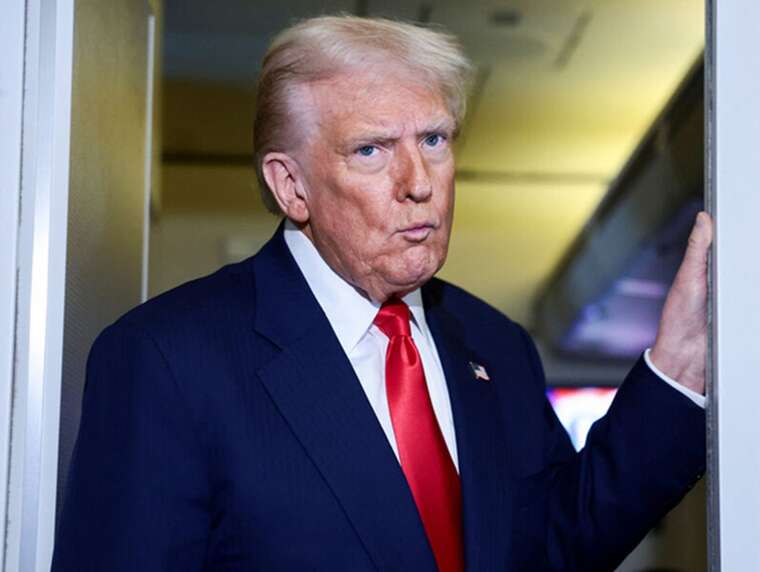 Час спливає Трамп погрожує Ірану жорстокою атакою авіаносної групи Авраам Лінкольн