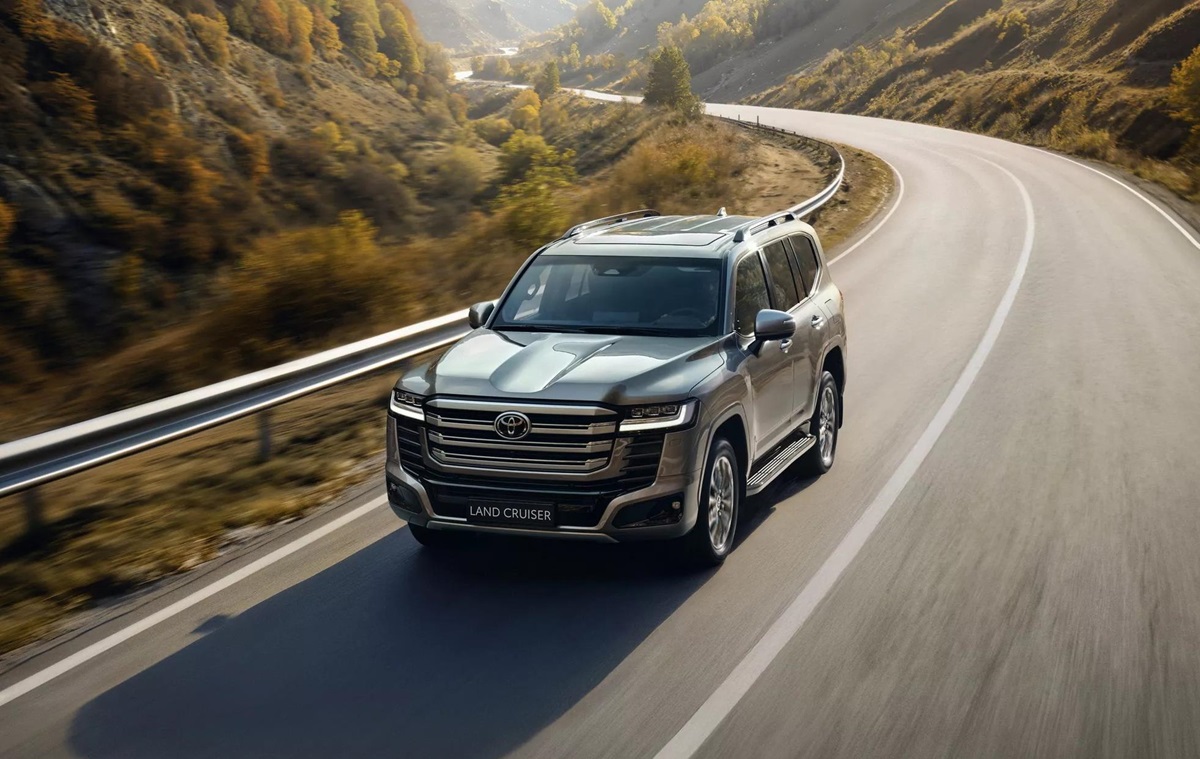 Найпотужніший Toyota Land Cruiser виходить на європейський ринок