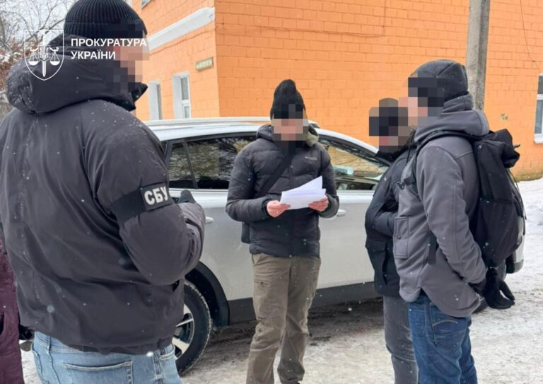 Податківців Чернігівщини підозрюють у хабарництві