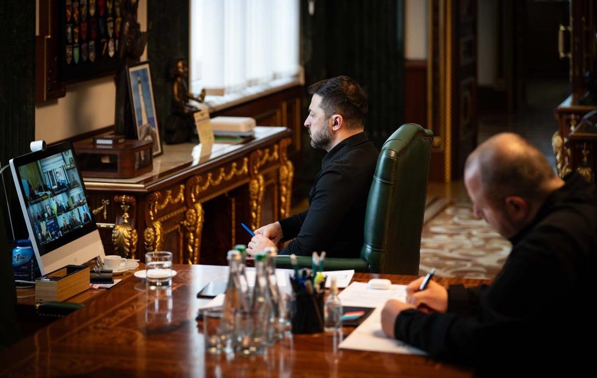 Президент: Для Києва задіяні резерви усієї України