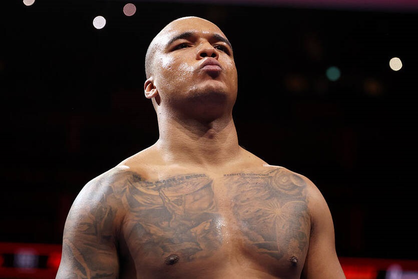 Тренер дав оцінку можливому бою Вордлі та Усика