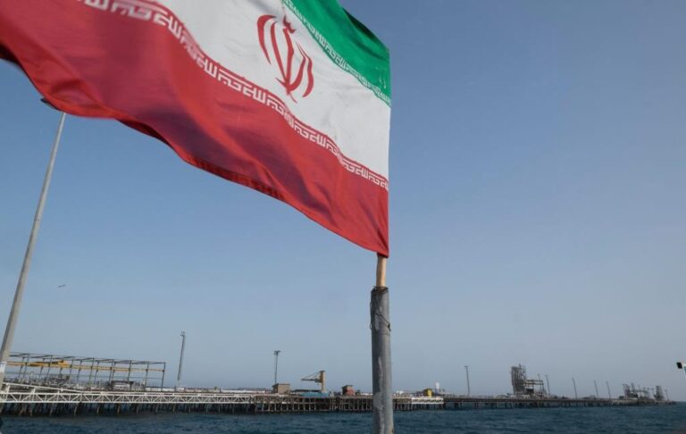 Ціни на нафту впали через заяви Трампа