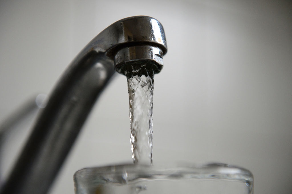 У Києві частково відновили постачання води