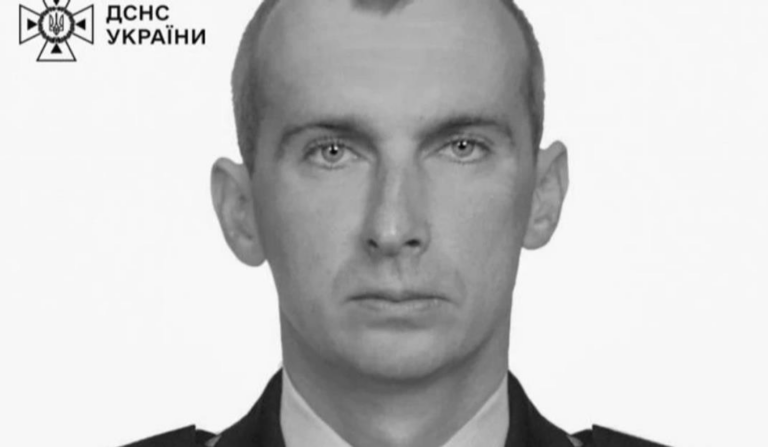 У Києві помер рятувальник, який потрапив під повторний удар РФ