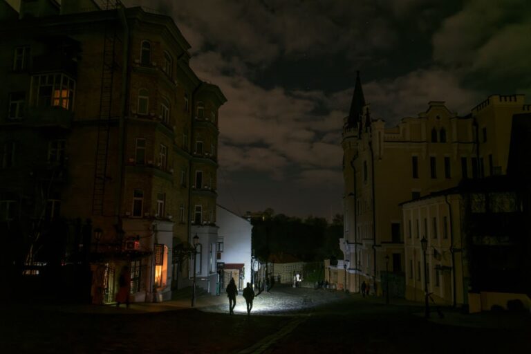 Укренерго підтвердило відключення на середу