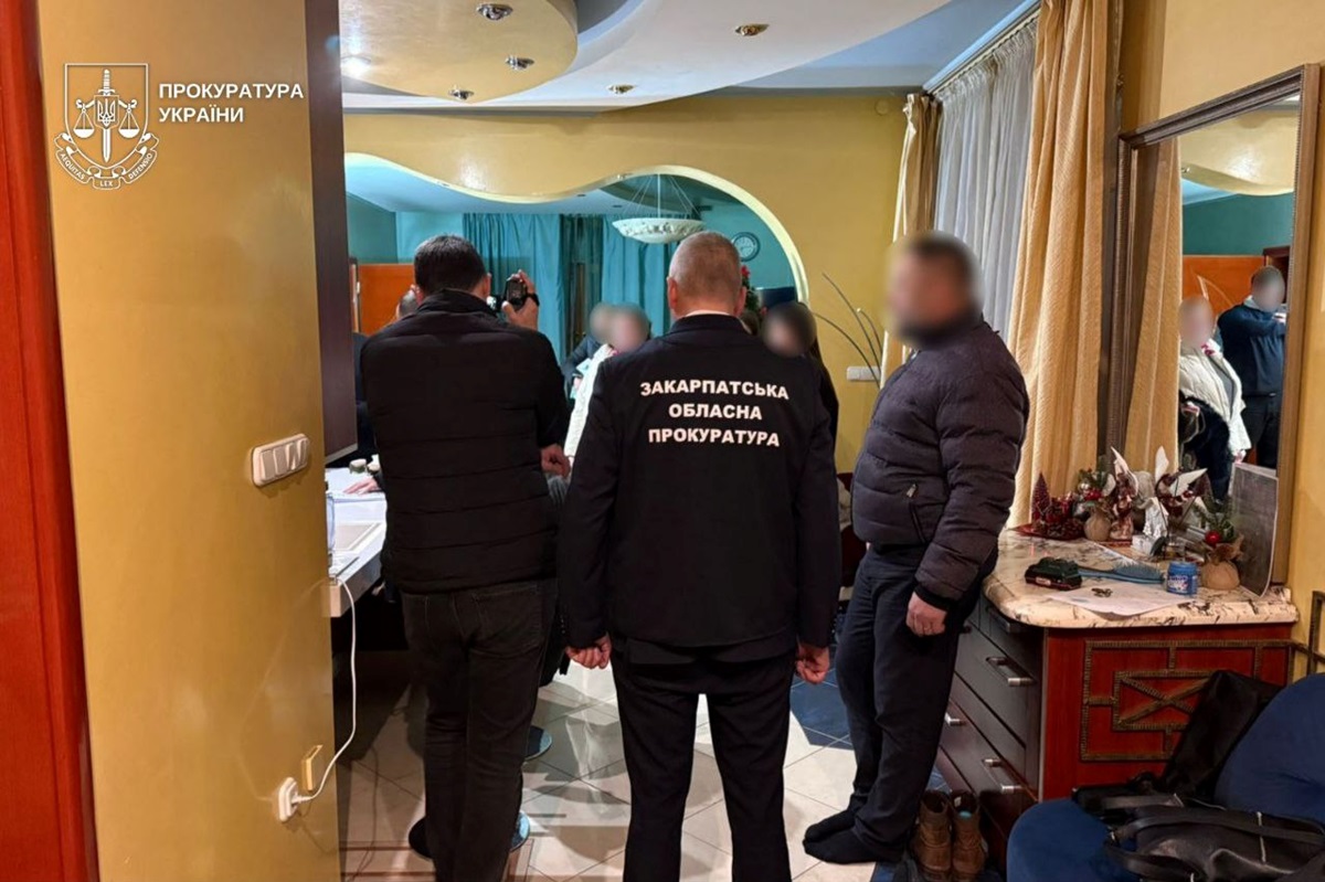 Ужгородського депутата запідозрили у приховуванні активів на 13 млн