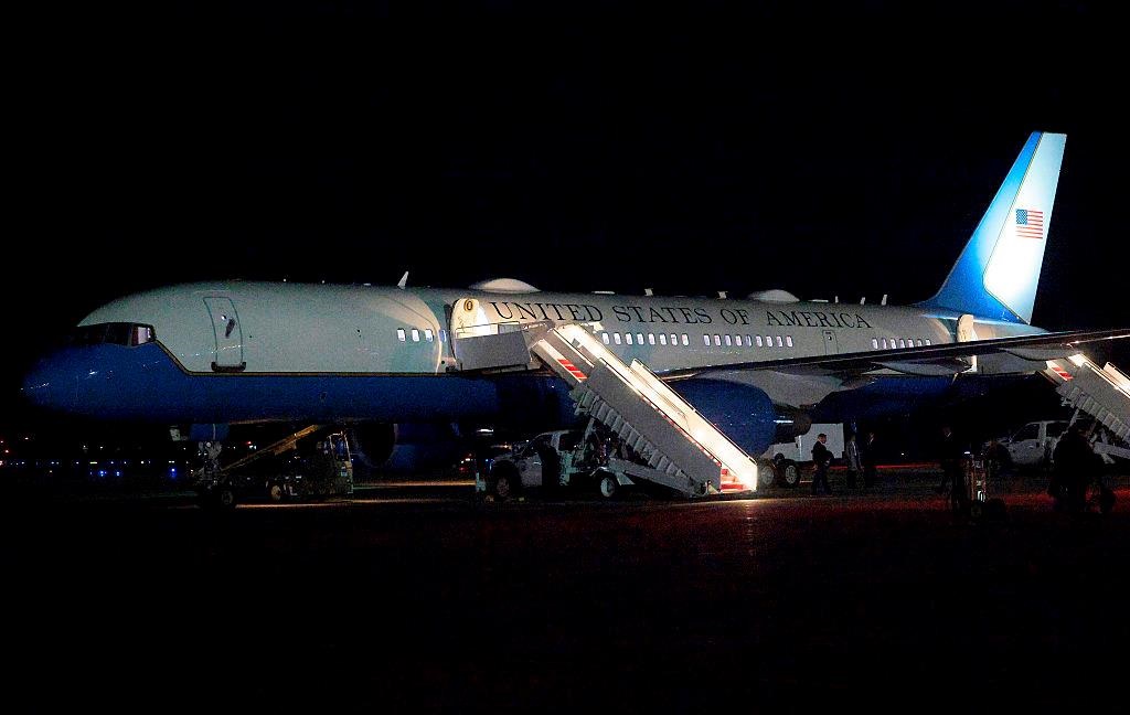 В літаку Трампа виникли технічні проблеми по дорозі до Давосу – ЗМІ