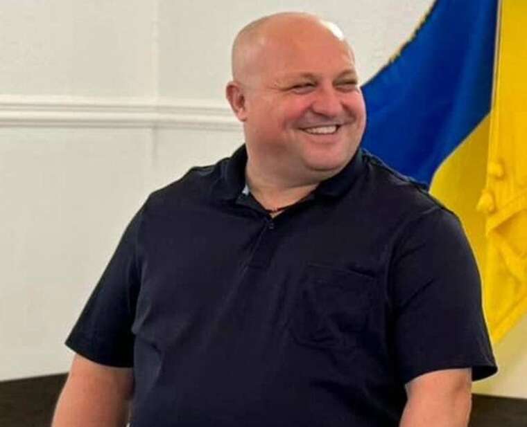 За ґрати до весни суд відправив у СІЗО топмитника Красноїльська через контрабанду iPhone