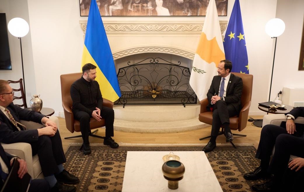 Зеленський зустрівся з президентом Кіпру