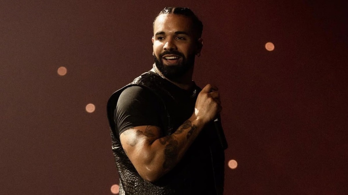 Дрейк програв $1 мільйон на Супербоулі