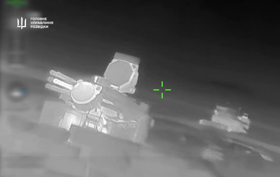 ГУР показало ураження цілей в Криму