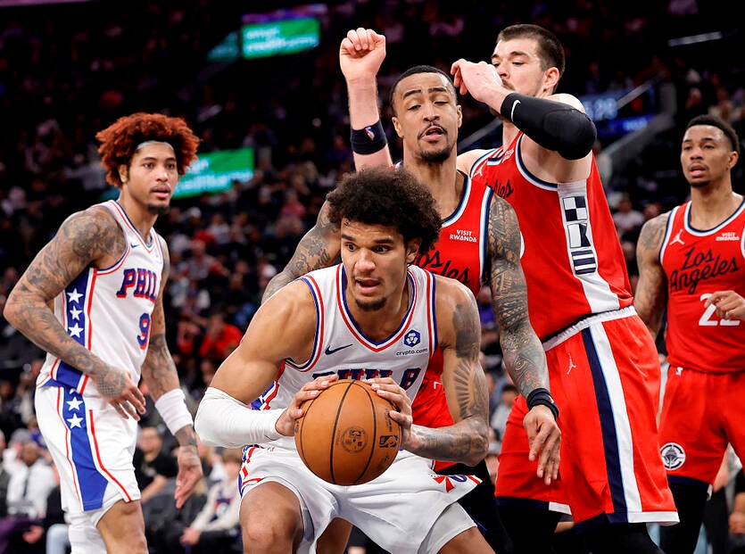 НБА: Кліпперс не встояли перед тиском Філадельфії