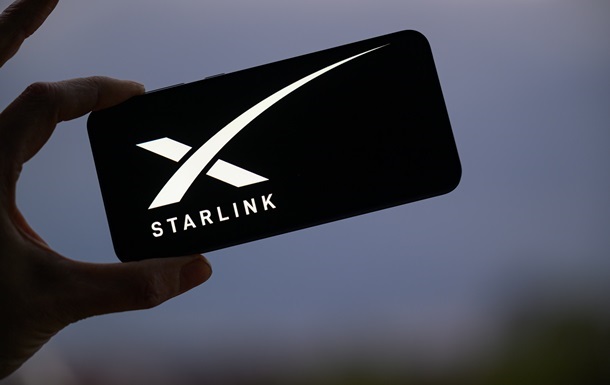 США таємно завезли до Ірану тисячі терміналів Starlink – ЗМІ