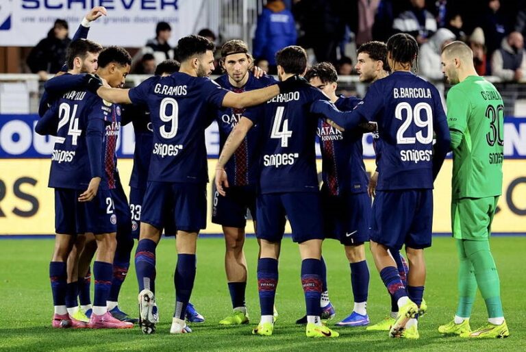 Стала відома зарплата Забарного в ПСЖ