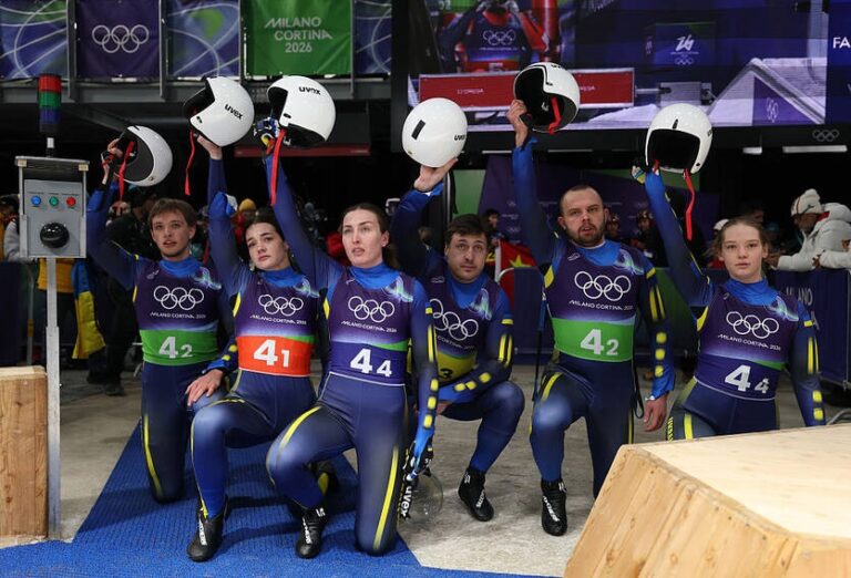 У змішаній естафеті на санях Україна на Олімпіаді в Італії стала шостою