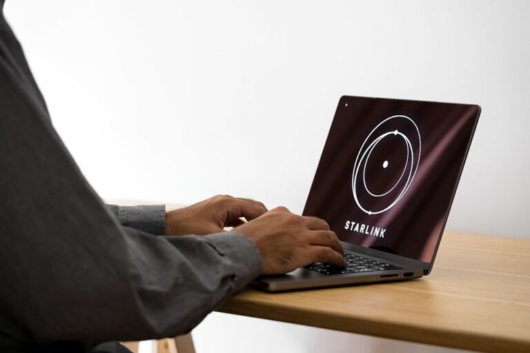 Українцям нагадали про необхідність реєструвати термінали Starlink