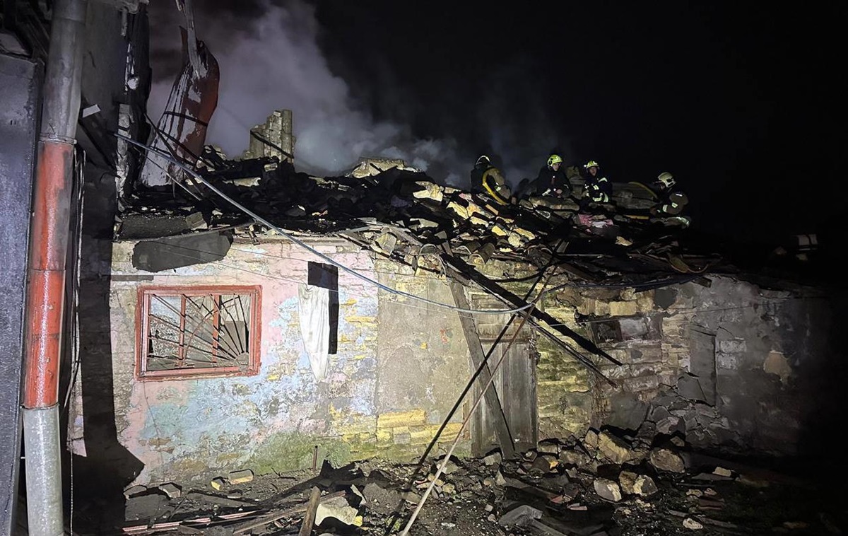 В Одесі після удару БПЛА сталася пожежа